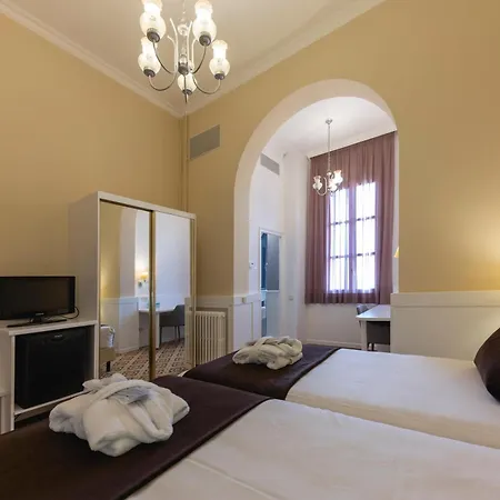 1881 Balneario Vichy Catalan Hotel 3*