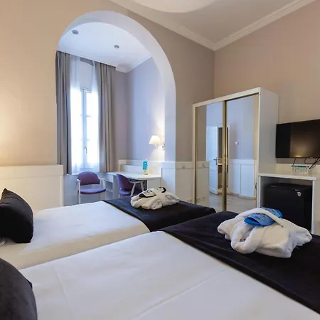 1881 Balneario Vichy Catalan 3*
