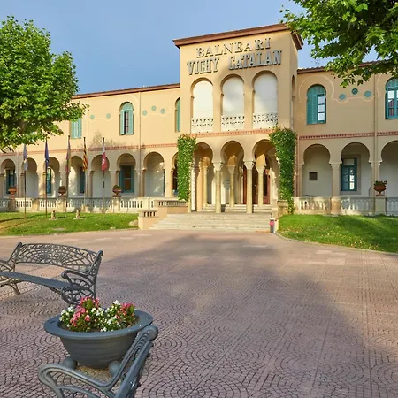 1881 Balneario Vichy Catalan 3*